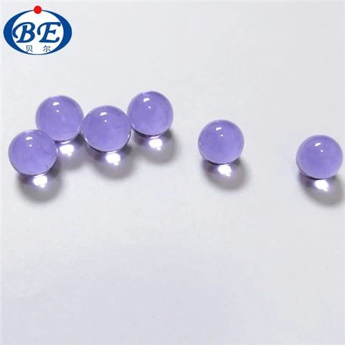 Klara lila glaskulor